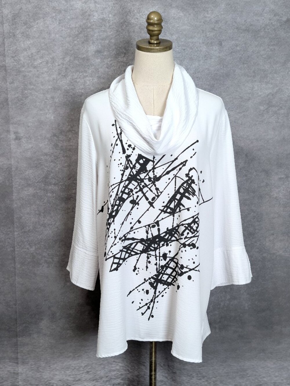 Ali Miles Art to Wear Cowl Neck Tunic Top Size L Black White Abstract Linework